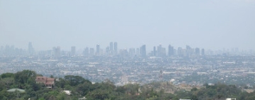 菲律賓一個月生活費多少披索?